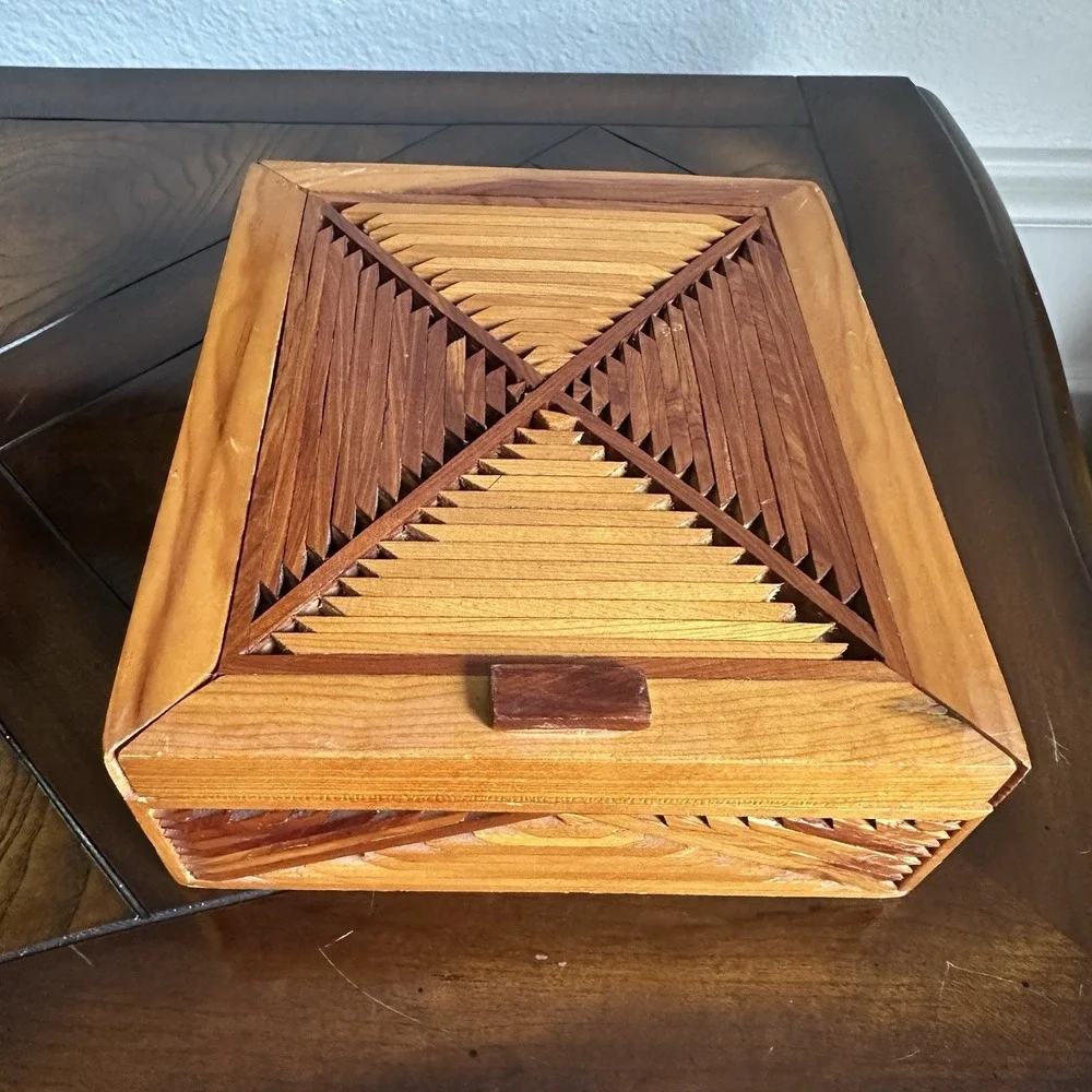 VTG Handmade‎ Jewelry Box 8 Inch Folk Art Inlay Marquetry Wood Felt New Mexico